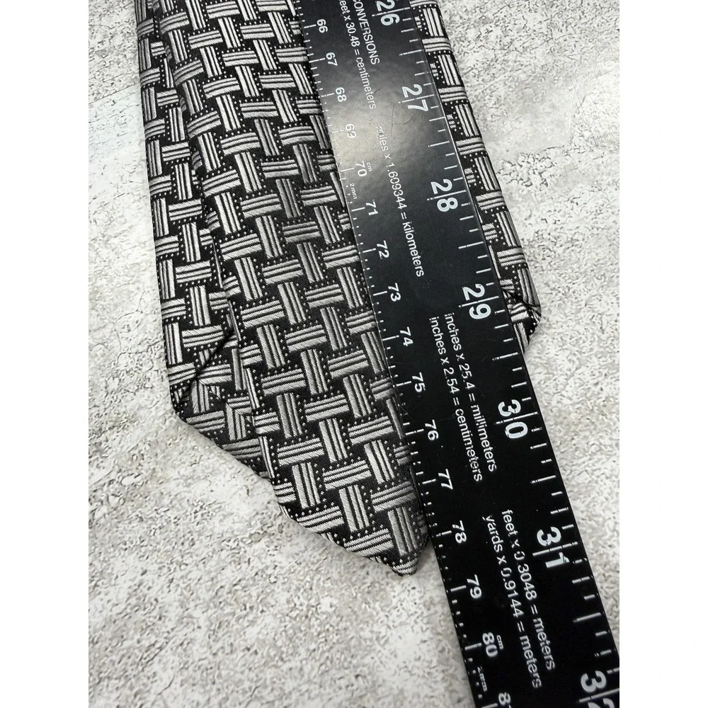 IKE BEHAR 100%‎ Silk Tie Mens One Size Black Geometric Jacquard Pointed Necktie
